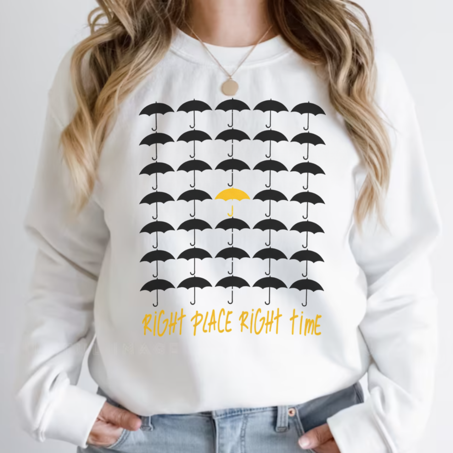 Right Place Right Time, How I Met Your Mother HIMYM - Sweatshirt - The Fandom Store